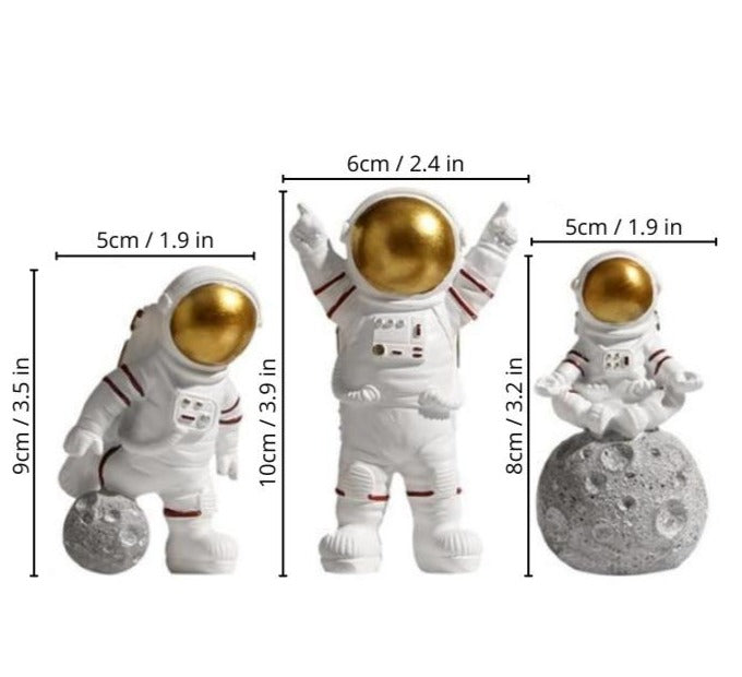 3 Joyful Astronauts Figurines