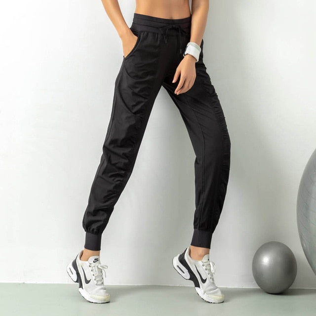 Aveline Joggers