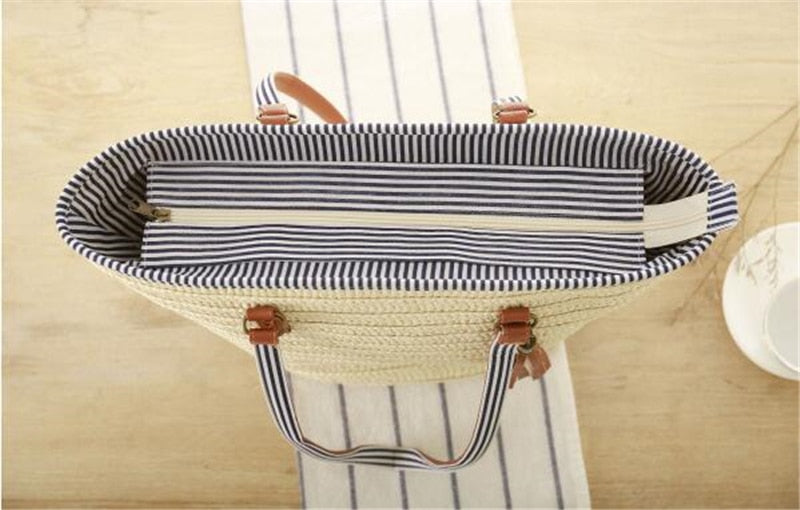 Daisy Woven Straw Bag